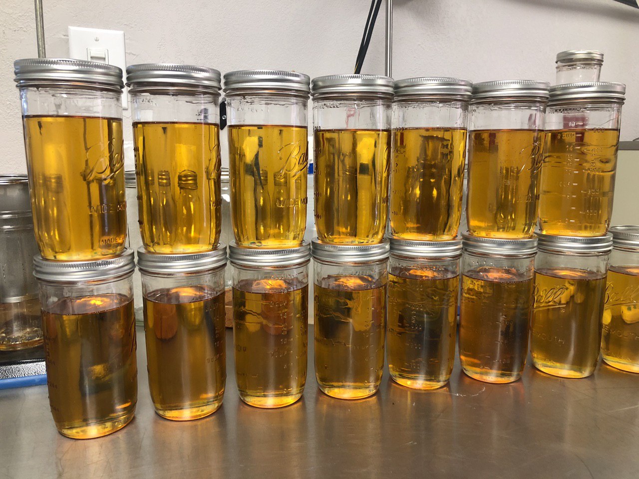 Read more about the article HHC Raw Distillate – Wholesale Cannabinoid Oil